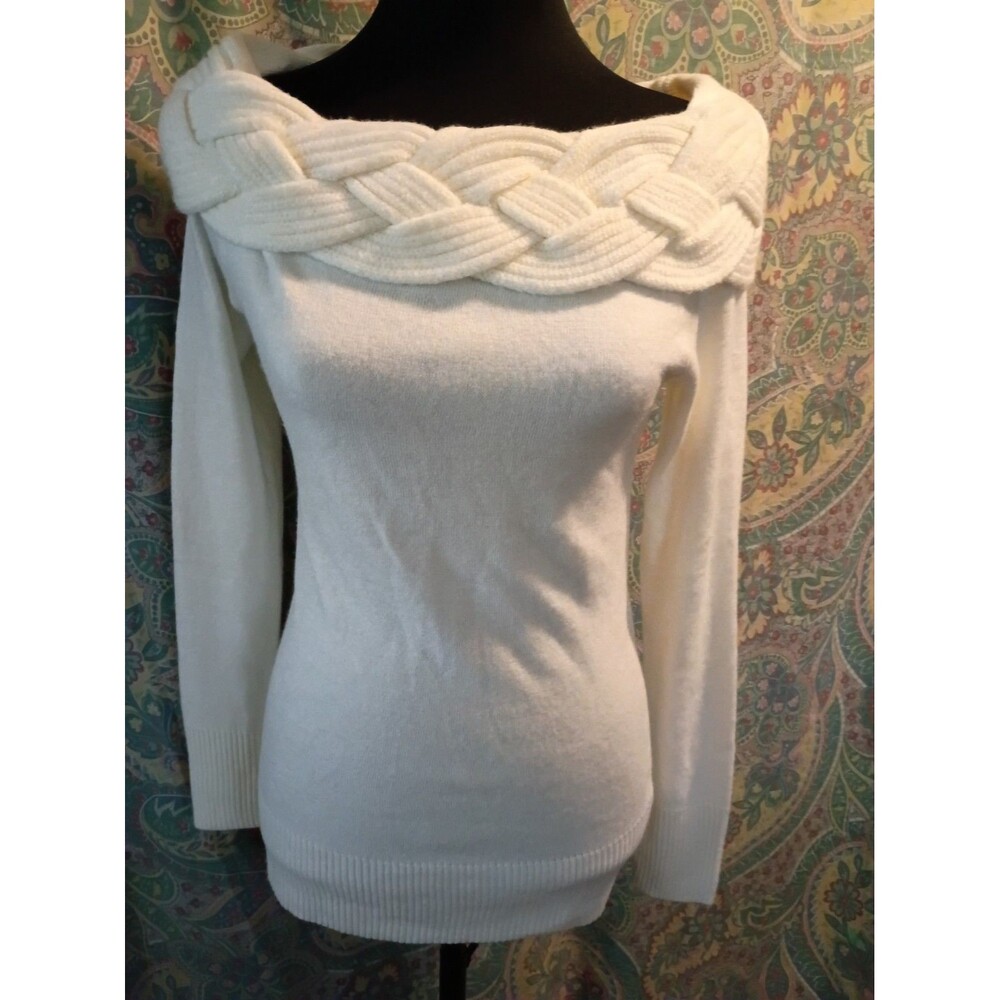 vintage Y2K off-the-shoulder braided collar sweater Size M